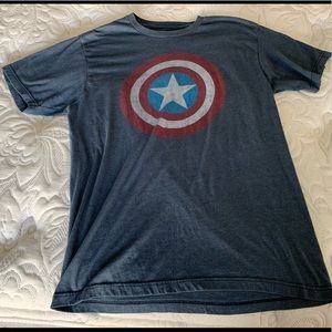 OLD NAVY MARVEL CAPTAIN AMERICA T SHIRT